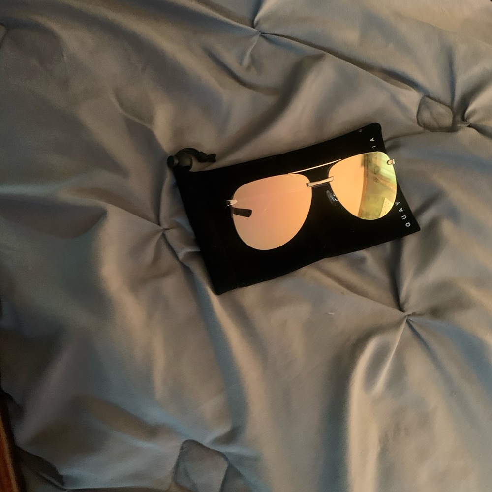 Quay “The Playa” Sunglasses